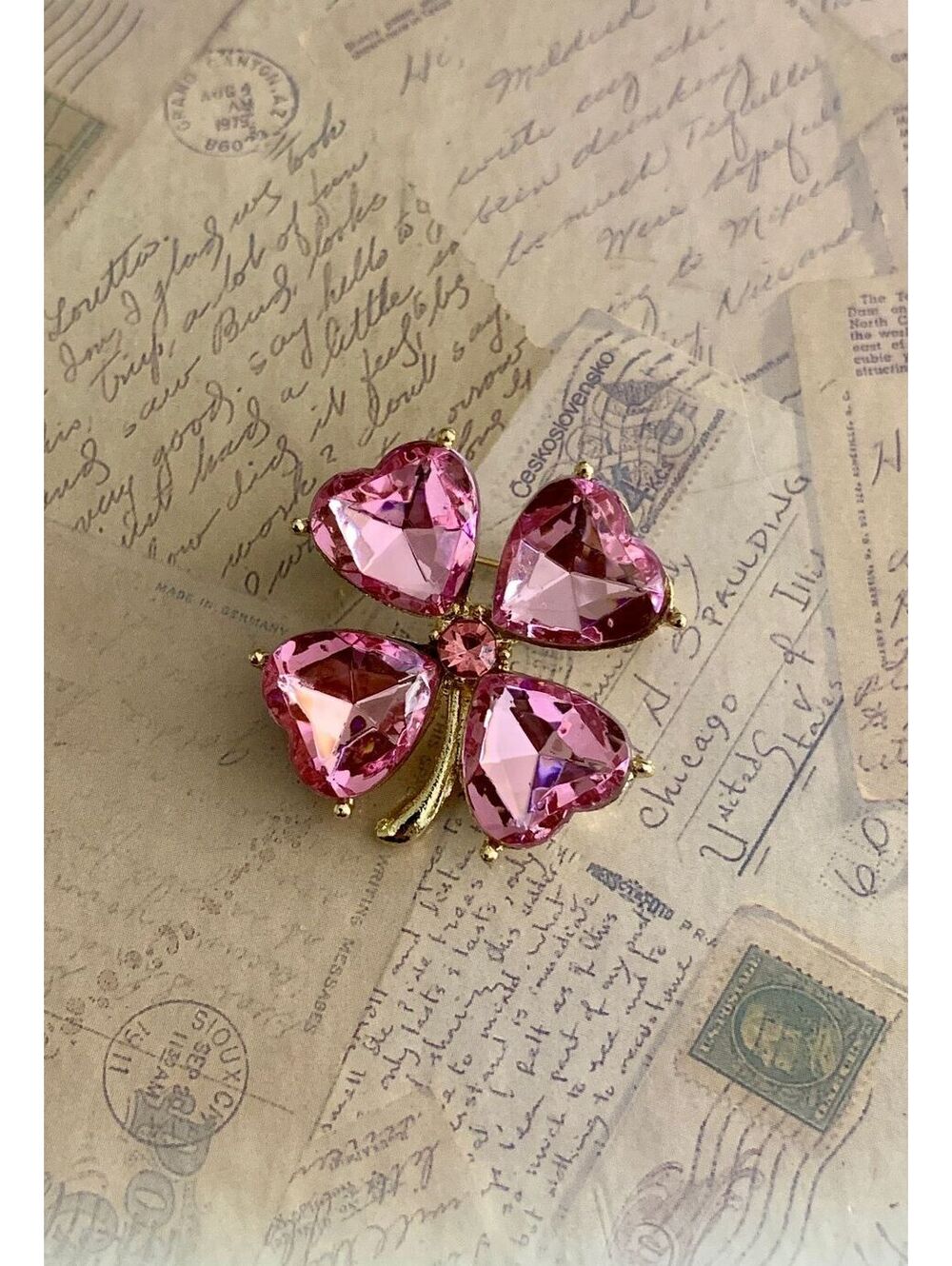 Chic Pink Crystal Four-Leaf Clover Brooch Pin - Lucky Charm Accessory